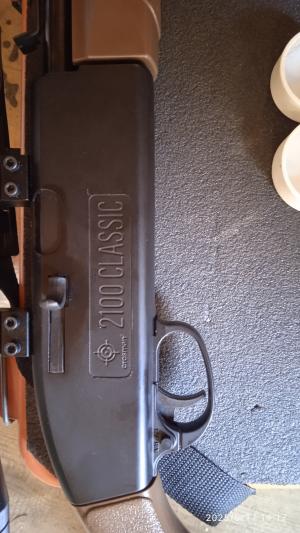 Пневматическая винтовка Crosman 2100